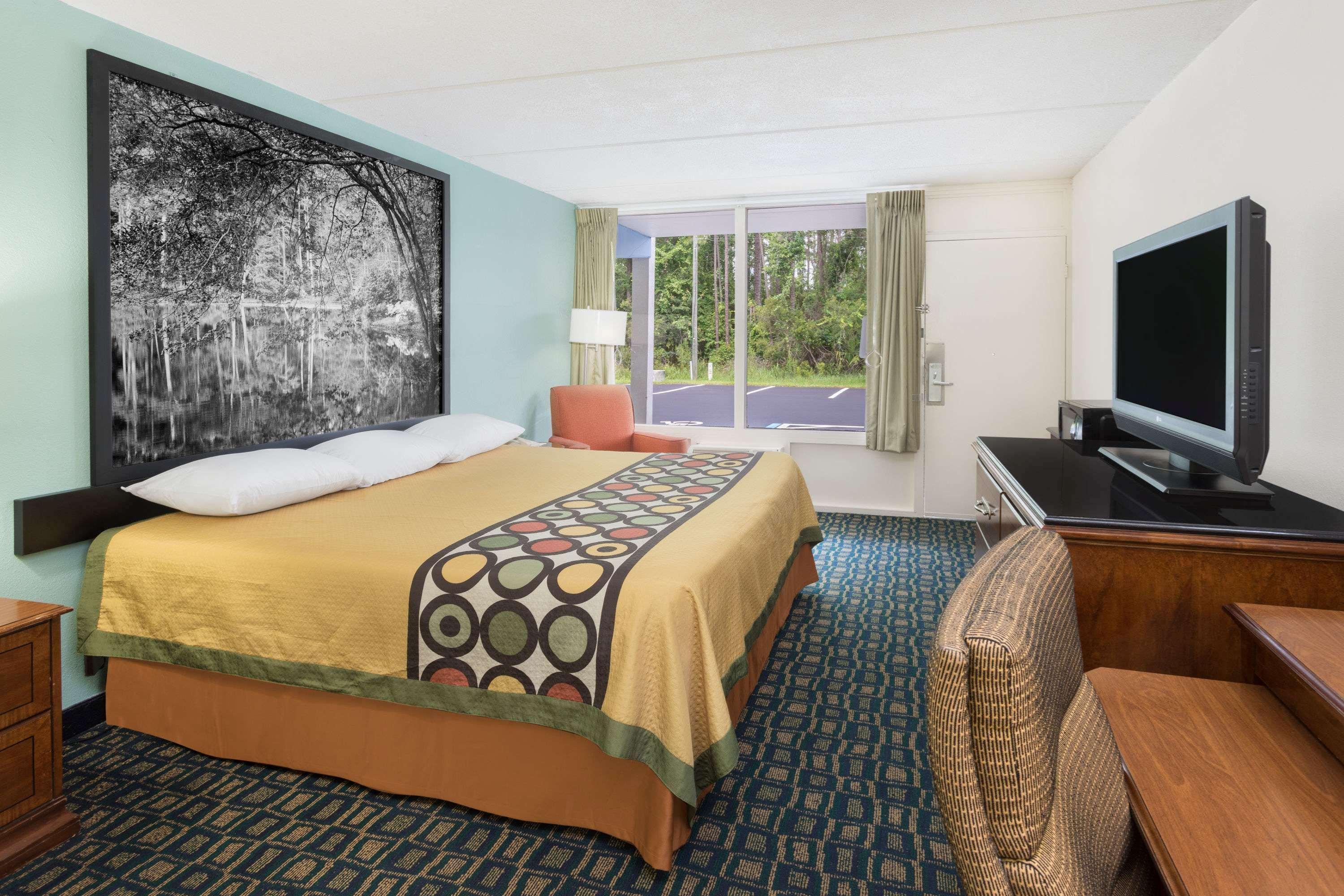 Hotel Super 8 By Wyndham I-95 Naval Base Area