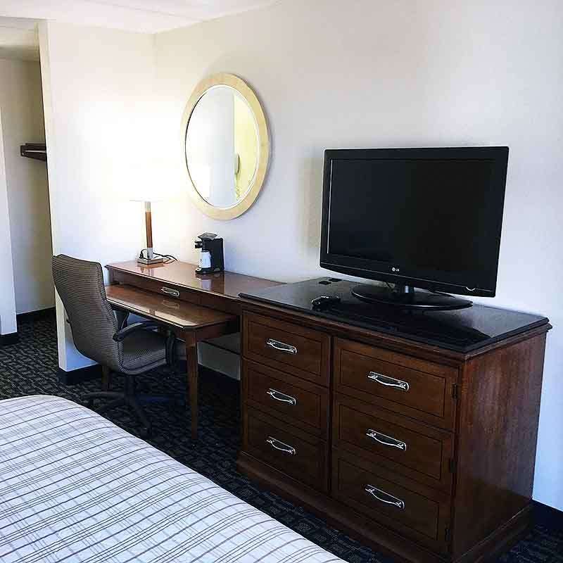 Super 8 By Wyndham I-95 Naval Base Area